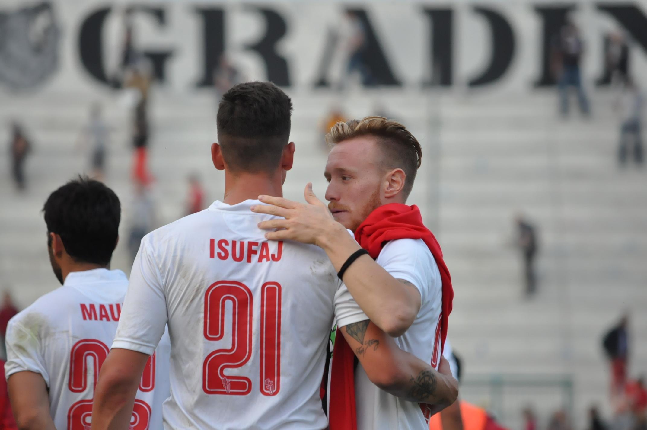 In attacco ecco il tandem JovanovicIsufaj » Gazzetta Lucchese